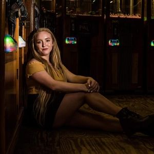 Meet your Posher, Julia